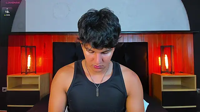 Leo Savage  online show from May 2026 04:08:01 AM