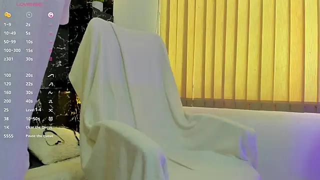 Snapshot of Alexander_ferre chatting on September 2025 02:18:02 PM Alexander ferre online show from September 2025 02:18:02 PM