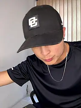 Snapshot of Alexander_ferre chatting on January 2026 01:27:02 PM Alexander ferre online show from January 2026 01:27:02 PM