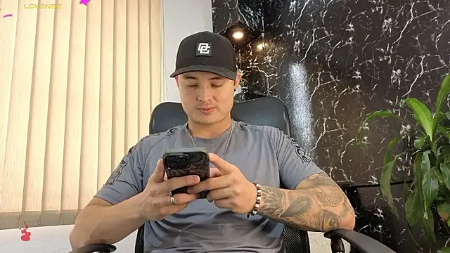 Snapshot of Alexander_ferre chatting on February 2026 01:30:02 PM Alexander ferre online show from February 2026 01:30:02 PM