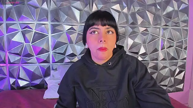 emily-santoss online show from October 2025 01:56:02 PM