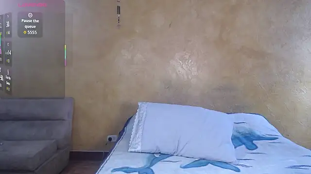 Snapshot of LilyQueen_cg chatting on January 2026 06:00:02 PM LilyQueen cg online show from January 2026 06:00:02 PM