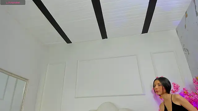 Snapshot of Cloedurant chatting on October 2025 07:47:02 PM Cloedurant online show from October 2025 07:47:02 PM