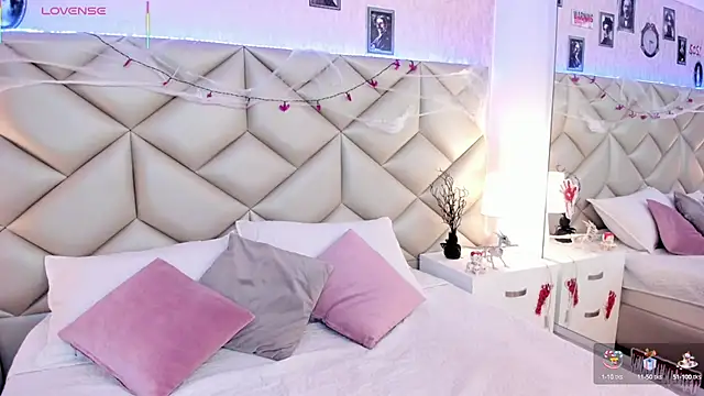 dafnne hall online show from October 2025 04:02:02 AM