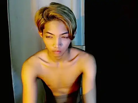 Snapshot of addicted_to_alex chatting on February 2026 07:25:02 PM addicted to alex online show from February 2026 07:25:02 PM