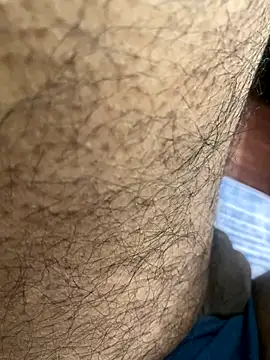 Snapshot of Binuthomas chatting on September 2025 12:11:01 AM Binuthomas online show from September 2025 12:11:01 AM