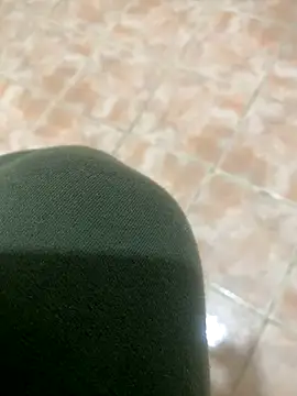 Snapshot of Binuthomas chatting on September 2025 12:23:01 AM Binuthomas online show from September 2025 12:23:01 AM