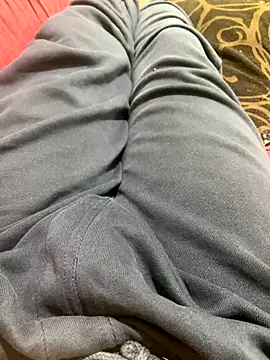 Snapshot of Binuthomas chatting on September 2025 09:30:01 PM Binuthomas online show from September 2025 09:30:01 PM