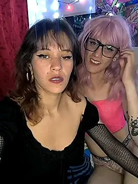 Snapshot of femdomroom chatting on February 2026 06:22:01 AM femdomroom online show from February 2026 06:22:01 AM