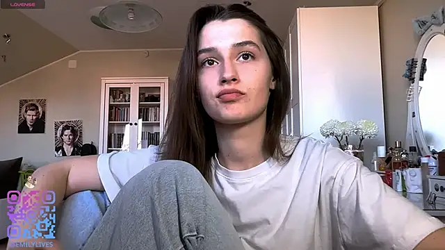 Snapshot of DarlineBrustera chatting on April 2026 02:03:01 PM DarlineBrustera online show from April 2026 02:03:01 PM