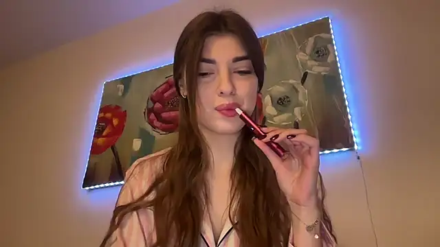 Snapshot of Dianaa_Lee0 chatting on October 2025 10:19:01 PM Dianaa Lee0 online show from October 2025 10:19:01 PM