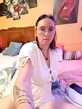 Snapshot of Sophierob1 chatting on September 2025 05:31:01 AM Sophierob1 online show from September 2025 05:31:01 AM