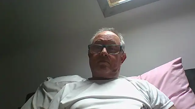naughtygrandad1 online show from May 2026 05:51:01 PM