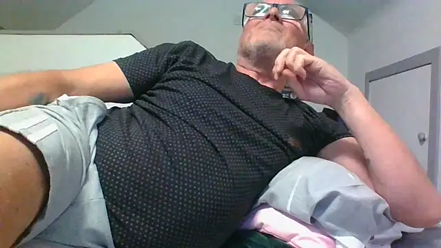 naughtygrandad1 online show from May 2026 06:02:01 PM