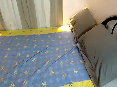 Snapshot of avery_in_paradisexx chatting on October 2025 07:49:02 AM avery in paradisexx online show from October 2025 07:49:02 AM