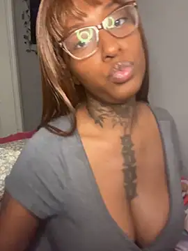 Snapshot of MistiSavannah chatting on November 2025 01:33:02 AM MistiSavannah online show from November 2025 01:33:02 AM