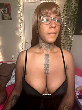 Snapshot of MistiSavannah chatting on November 2025 11:47:02 AM MistiSavannah online show from November 2025 11:47:02 AM