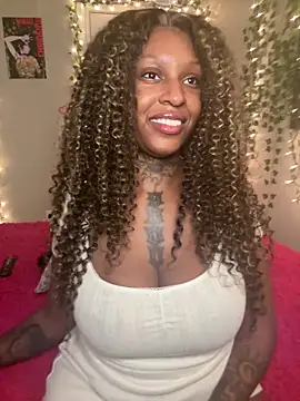 Snapshot of MistiSavannah chatting on February 2026 02:08:02 AM MistiSavannah online show from February 2026 02:08:02 AM