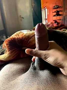 Snapshot of himanshhh03 chatting on October 2025 08:04:02 AM himanshhh03 online show from October 2025 08:04:02 AM