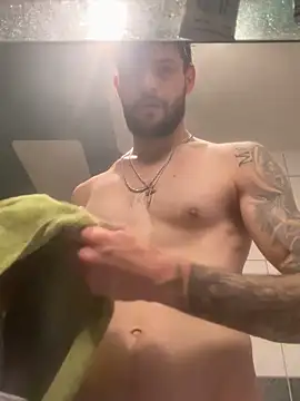 Snapshot of Mexxwell69 chatting on September 2025 09:28:02 PM Mexxwell69 online show from September 2025 09:28:02 PM