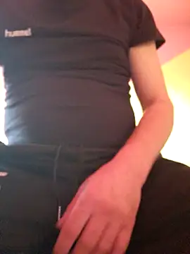 Snapshot of Lawrence067 chatting on December 2025 02:00:02 PM Lawrence067 online show from December 2025 02:00:02 PM