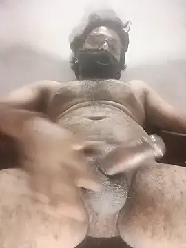 Snapshot of Rangabilla1947 chatting on October 2025 07:11:01 PM Rangabilla1947 online show from October 2025 07:11:01 PM