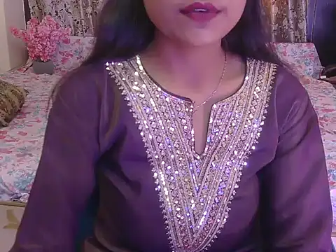 hoty-priya online show from February 2026 07:51:01 AM