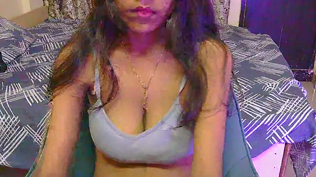hoty-priya online show from May 2026 04:40:01 AM
