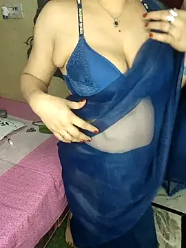 Snapshot of PRIYA_22 chatting on September 2025 07:35:01 PM PRIYA 22 online show from September 2025 07:35:01 PM