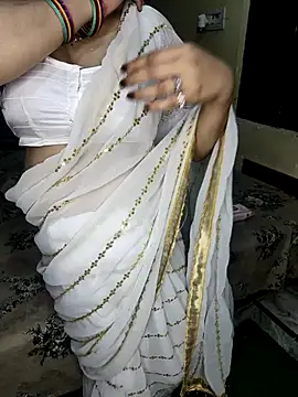 Snapshot of PRIYA_22 chatting on September 2025 04:07:01 PM PRIYA 22 online show from September 2025 04:07:01 PM