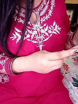 Snapshot of PRIYA_22 chatting on May 2026 03:15:01 AM PRIYA 22 online show from May 2026 03:15:01 AM