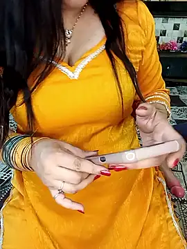 Snapshot of PRIYA_22 chatting on May 2026 09:03:01 AM PRIYA 22 online show from May 2026 09:03:01 AM