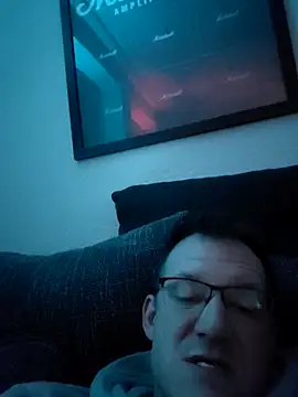 Snapshot of meshugger1 chatting on February 2026 11:25:01 PM meshugger1 online show from February 2026 11:25:01 PM