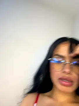 Melissa coch online show from November 2025 04:12:02 PM