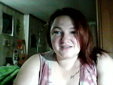 Snapshot of AngelQSky chatting on December 2025 09:10:02 PM AngelQSky online show from December 2025 09:10:02 PM