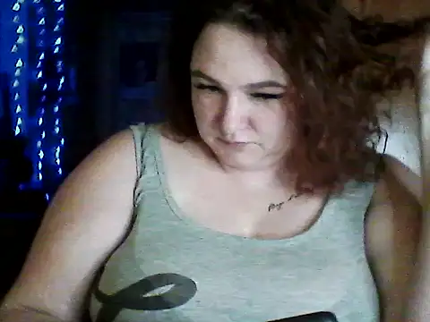 Snapshot of AngelQSky chatting on February 2026 06:08:02 PM AngelQSky online show from February 2026 06:08:02 PM