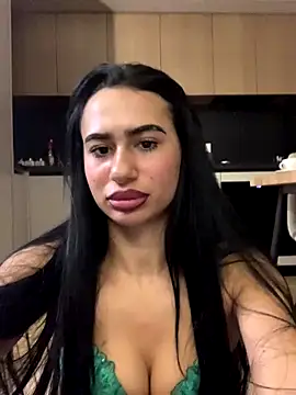 Snapshot of itsyourgirltee chatting on November 2025 08:14:01 PM itsyourgirltee online show from November 2025 08:14:01 PM