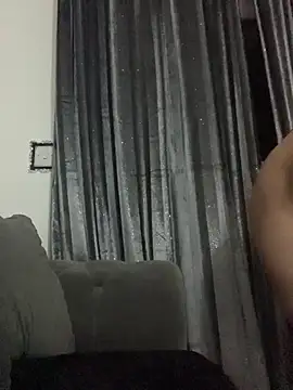 Snapshot of itsyourgirltee chatting on February 2026 11:42:02 PM itsyourgirltee online show from February 2026 11:42:02 PM