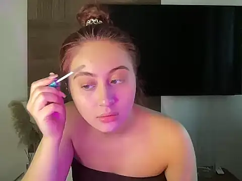 Snapshot of StellarAlice chatting on September 2025 02:28:02 PM StellarAlice online show from September 2025 02:28:02 PM