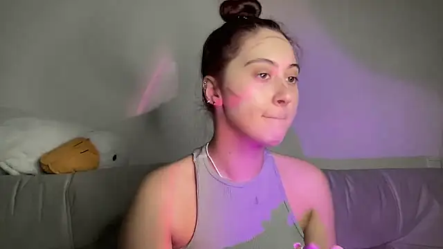 Snapshot of StellarAlice chatting on September 2025 07:25:01 PM StellarAlice online show from September 2025 07:25:01 PM