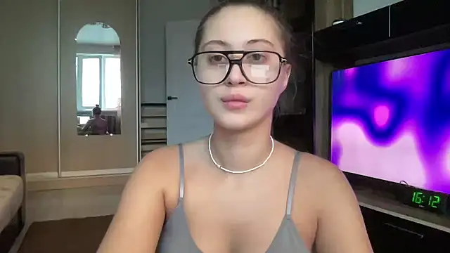 Snapshot of StellarAlice chatting on November 2025 11:13:02 AM StellarAlice online show from November 2025 11:13:02 AM