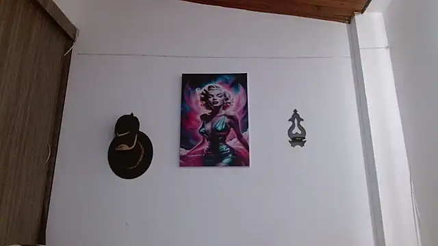 Crystal Star  online show from March 2026 01:00:01 PM