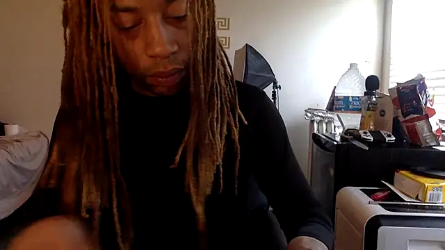 Diodre Benyoon online show from April 2026 10:31:02 PM