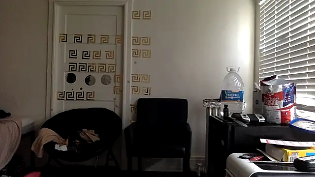 Diodre Benyoon online show from April 2026 03:12:01 PM