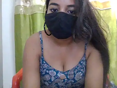 Snapshot of Little_toy_girl chatting on September 2025 09:20:02 AM Little toy girl online show from September 2025 09:20:02 AM