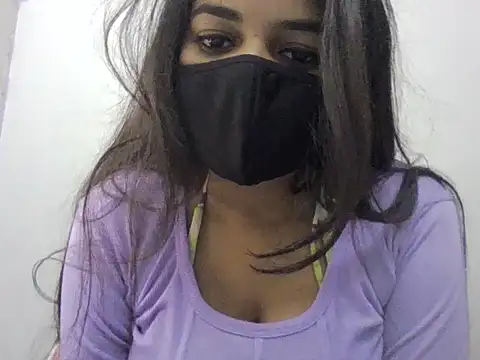 Snapshot of Little_toy_girl chatting on December 2025 11:37:01 AM Little toy girl online show from December 2025 11:37:01 AM