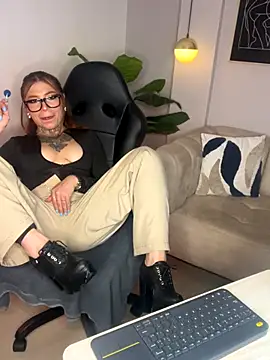 Snapshot of dreamleah_ chatting on September 2025 05:53:02 AM dreamleah online show from September 2025 05:53:02 AM