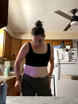 Mommasaurrex online show from October 2025 01:53:02 PM