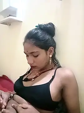 Snapshot of Aapki_Chahat0143 chatting on September 2025 03:17:02 AM Aapki Chahat0143 online show from September 2025 03:17:02 AM