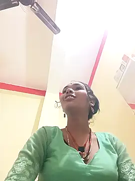 Snapshot of Aapki_Chahat0143 chatting on November 2025 09:33:01 AM Aapki Chahat0143 online show from November 2025 09:33:01 AM